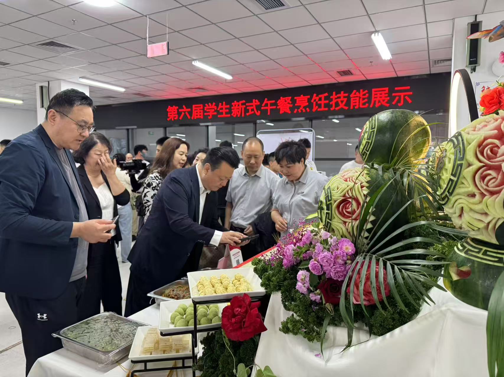 創(chuàng)新食譜繪美味健康畫卷，圣禾載譽(yù)而歸續(xù)寫學(xué)生餐暖心新篇章